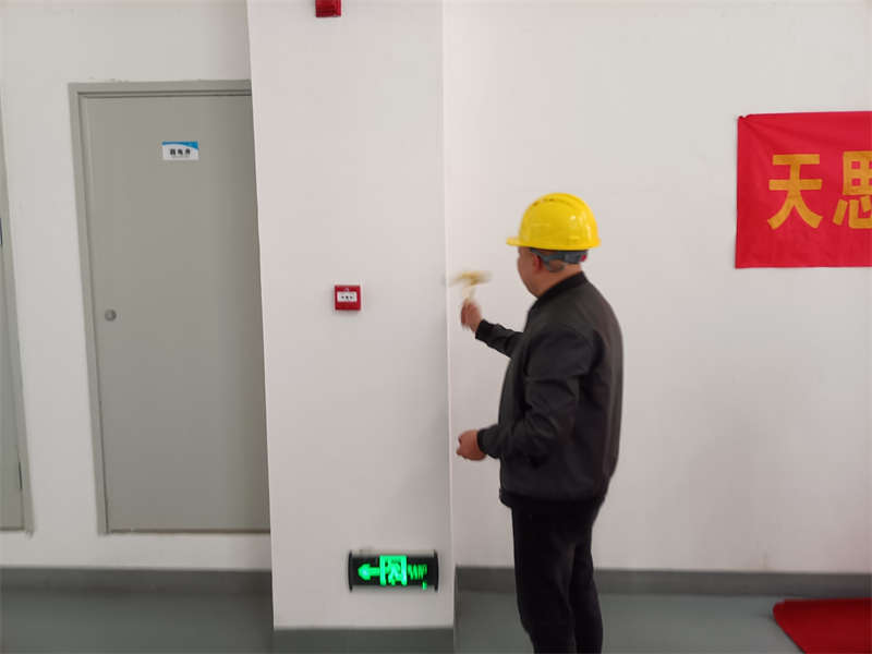 <a href=http://www.cxjedu.cn/gccf/ target=_blank class=infotextkey>合肥廠房裝修</a>